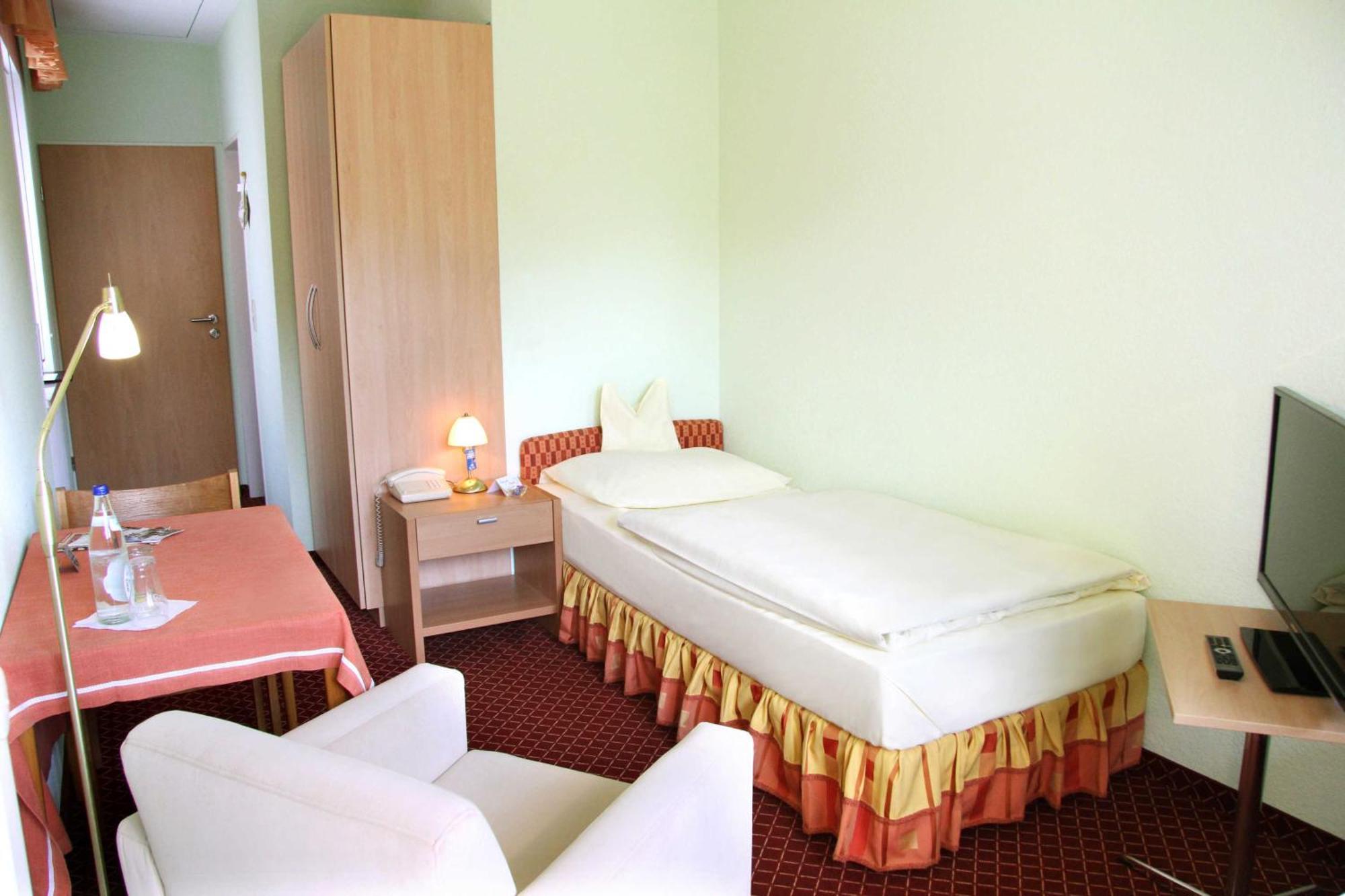 Hotel-Garni Goldener Schwan Bad Windsheim Εξωτερικό φωτογραφία