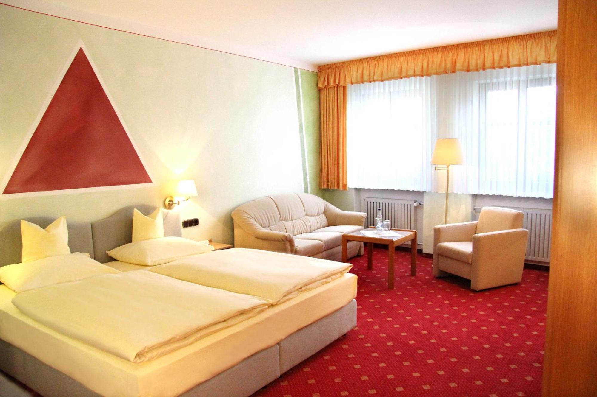 Hotel-Garni Goldener Schwan Bad Windsheim Εξωτερικό φωτογραφία